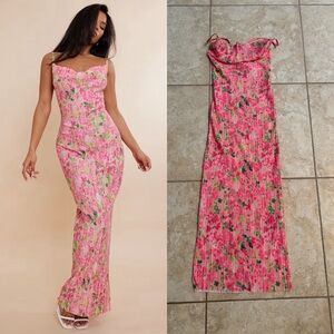 Nwt pretty little thing floral maxi dress